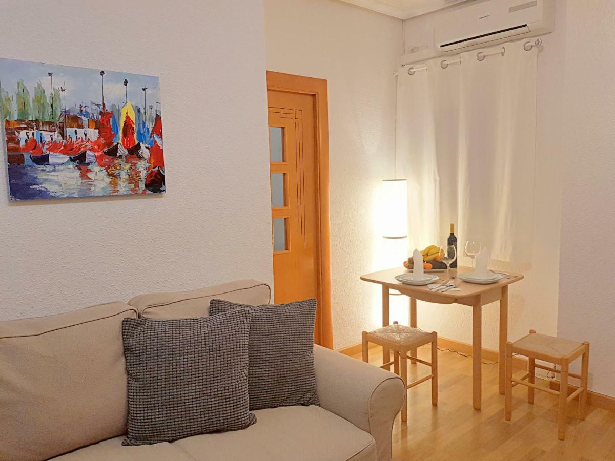 Julias Apartment Malaga Exterior photo